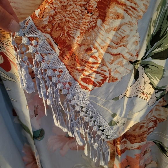 Floral Fringe Lightweight Robe - Picture 3 of 6